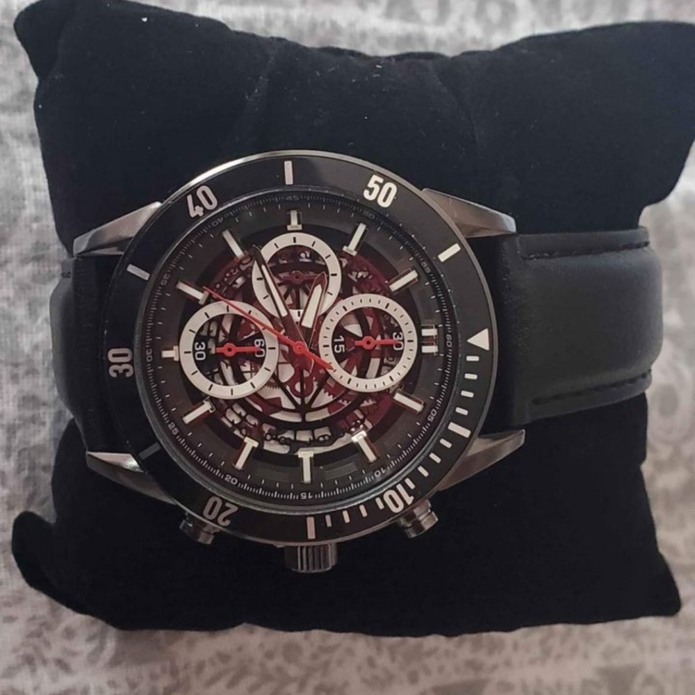 Men 's watch